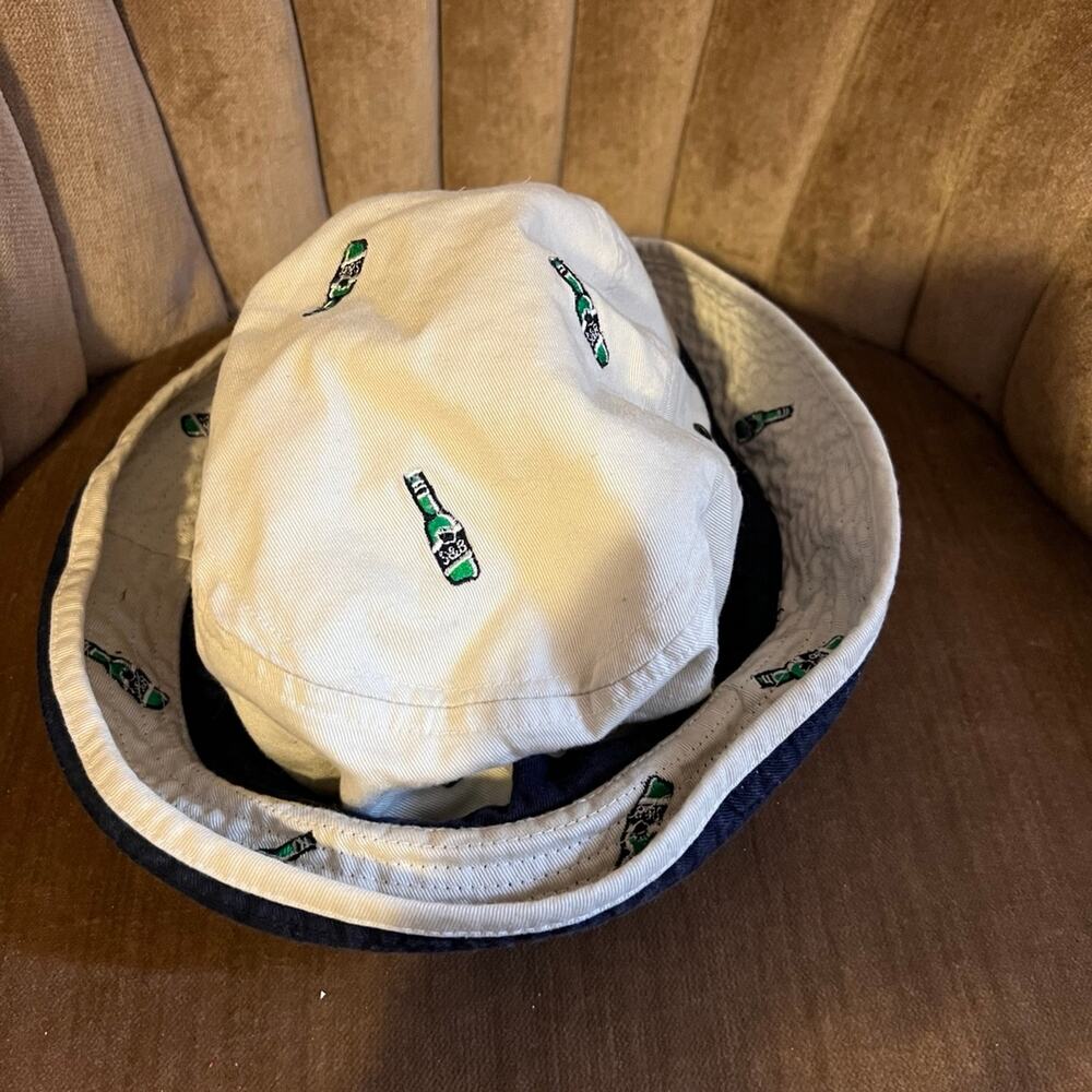 VTG Steve & Barry’s Beer Bottle Pattern Bucket Hat, White, Size  L/XL